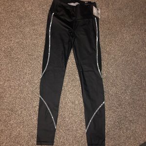Victoria Secret Knockout Leggings- REFLECTIVE